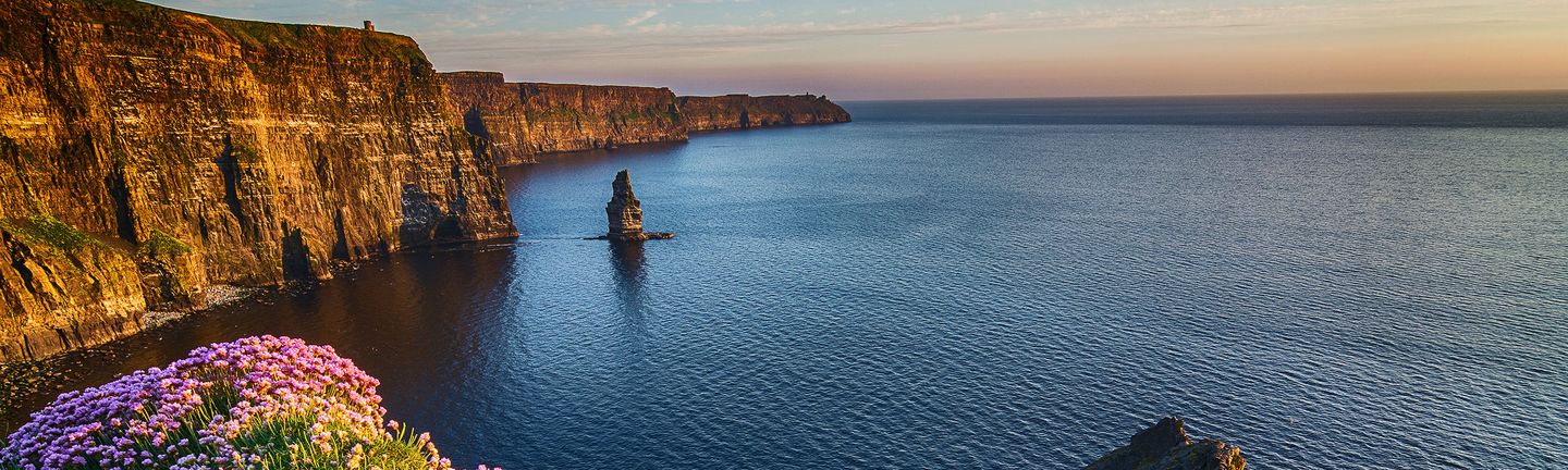 Flugreise Irland Klippen von Moher