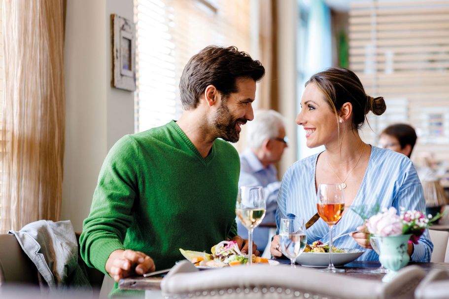Bistro Café Zimt im STEWA Reisezentrum Kleinostheim - Mittagessen