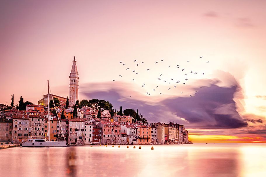 Rovinj in Kroatien in der Abenddämmerung