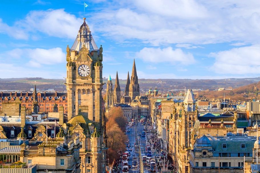 Flugreise Schottland - Edinburgh