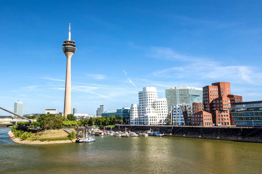 Städtereise Düsseldorf - vom Wasser aus