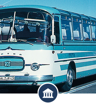 Erfahrung in der Reisebranche - alter STEWA-Reisebus