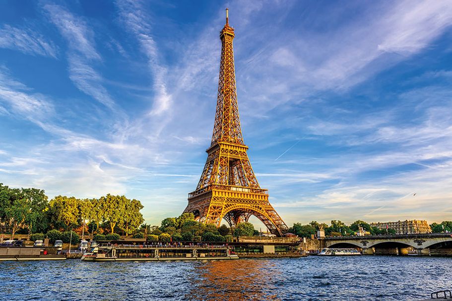 Städtereise mit dem Bus: Paris mit Eiffelturm und Seine