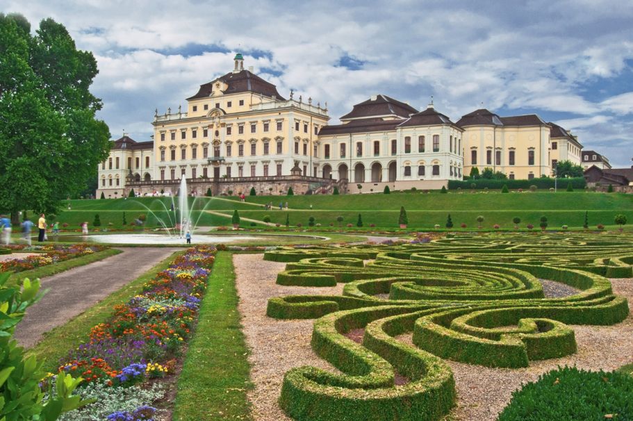 Schloesser und Burgen - Residenz Ludwigsburg