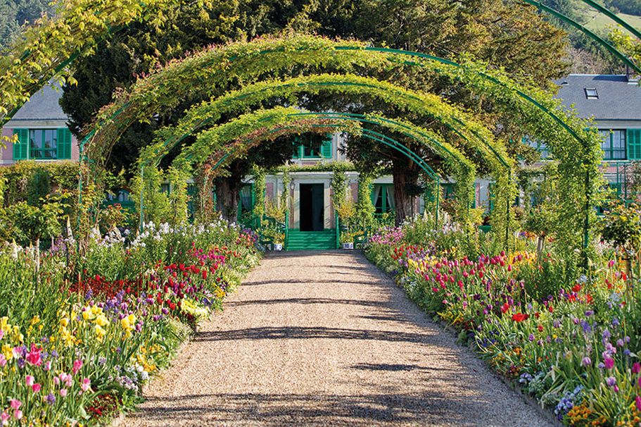 Städtereise Paris - Haus des französischen Malers Claude Monet in Giverny